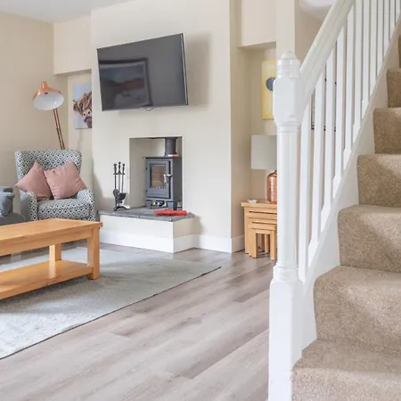 Home Farmhouse Rusland